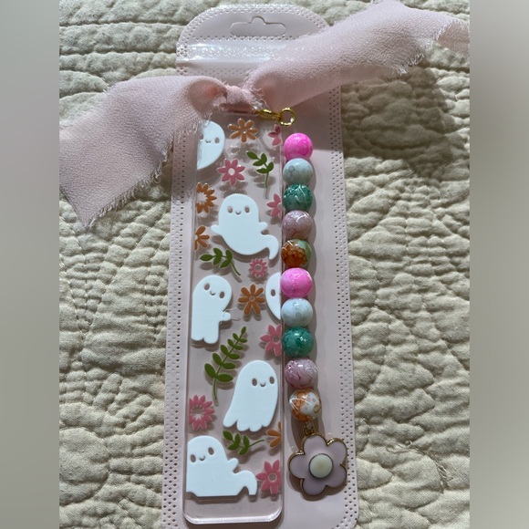 Acrylic bookmark with ghost design. - Picture 2 of 7